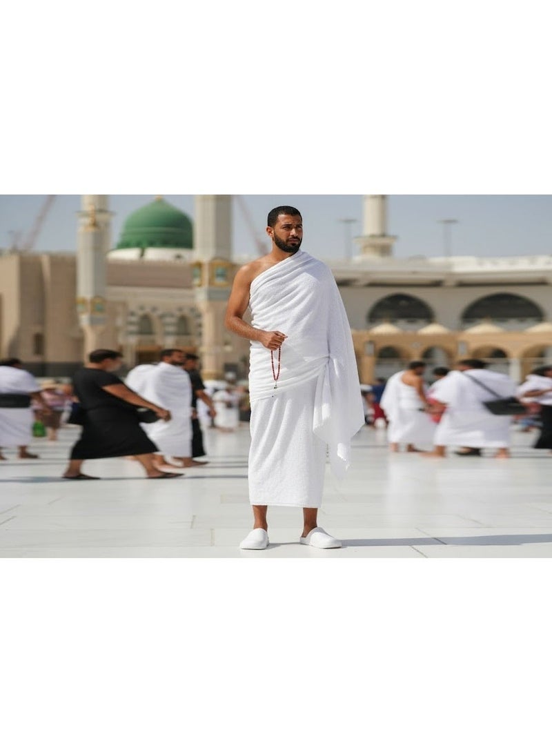 Men’s and Women’s Closed-Toe Slip-On Slippers – Easy to Wear, Comfortable and Lightweight for Daily or Indoor Use, Suitable for Umrah, Home Use, Beach Use, and Medical/Healthcare Environments. - Image 3
